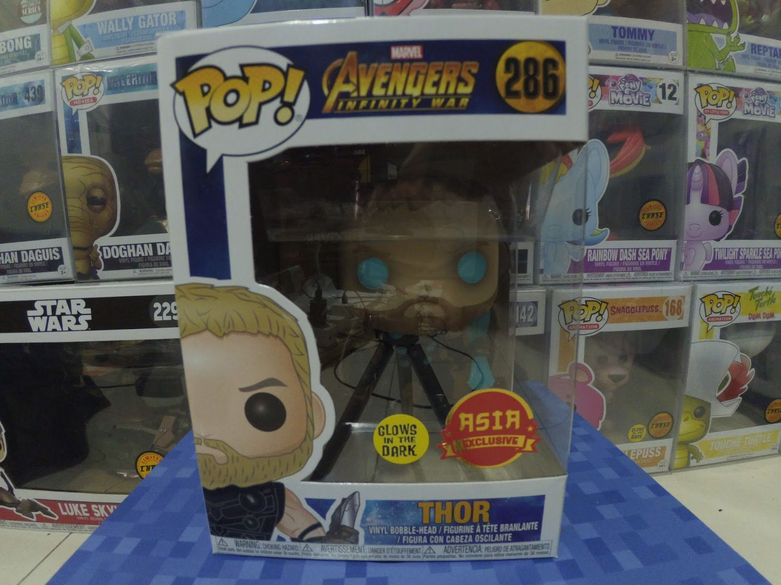 Wallpaper #72fr_JIBSpphPi3-o5lj346 Funko Pop Marvel Avengers Infinity War 286 Thor Gitd Asia Exclusive