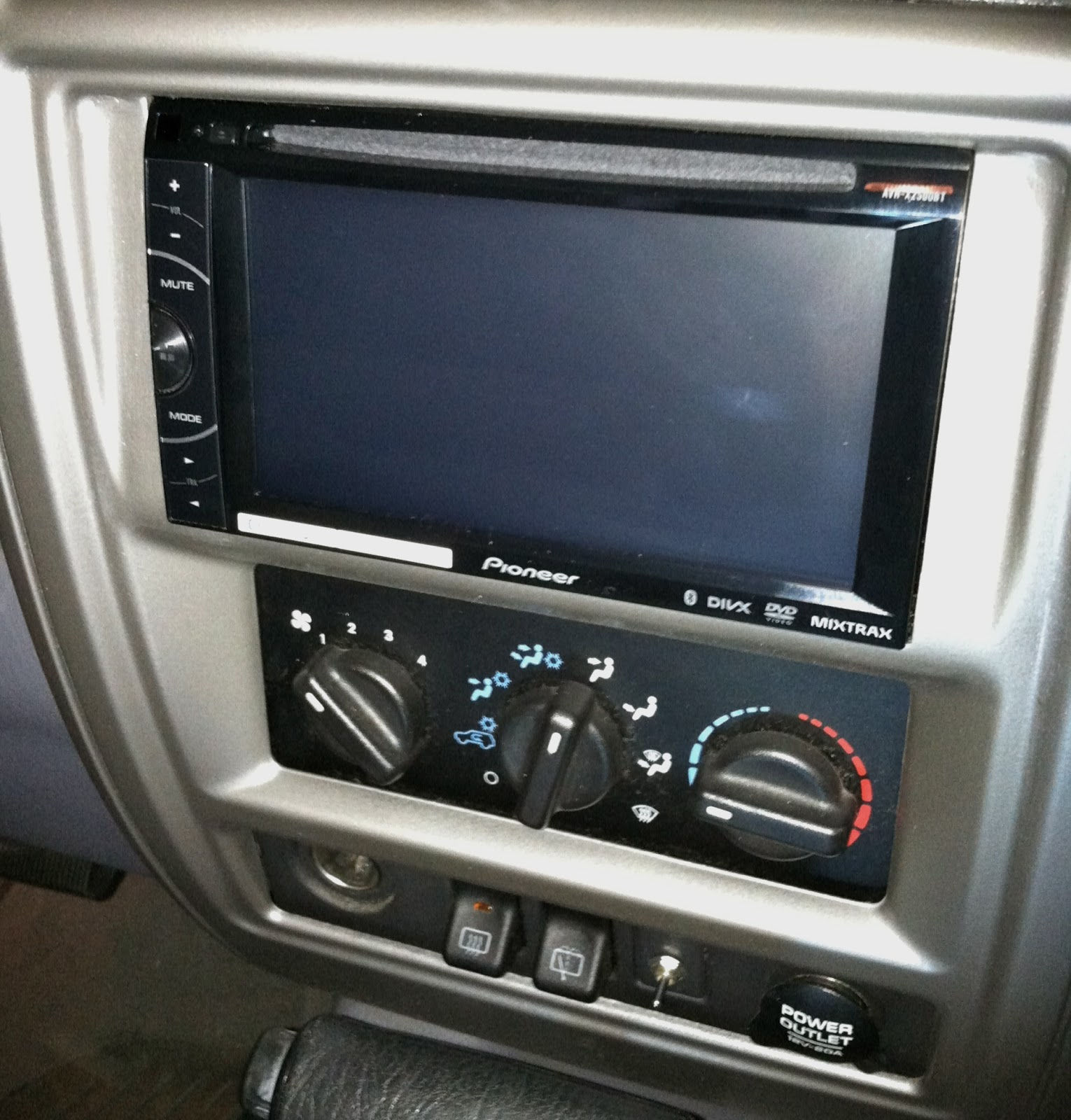 Wallpaper #-hfiPpMBPLD5_VENGODr26 Car Audio Tips Tricks and How Tos 97 01 Jeep Cherokee Double Din Car