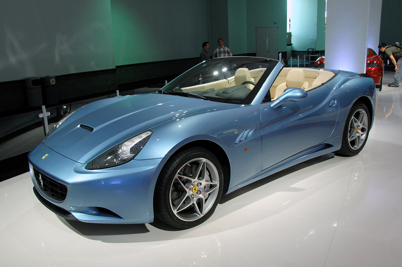 Wallpaper #R4JzQJMB0GiFKesMKMES127 Latest Sport Cars Ferrari California