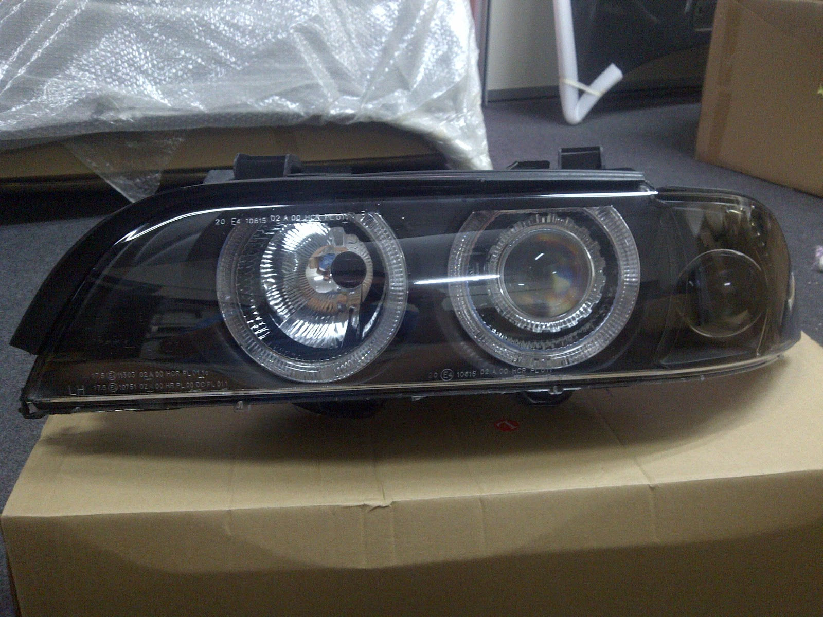 Wallpaper #Arnv3pIBJvJKYCmEPQho219 Bimmers Garage Trading BMW Projector Headlight for E39