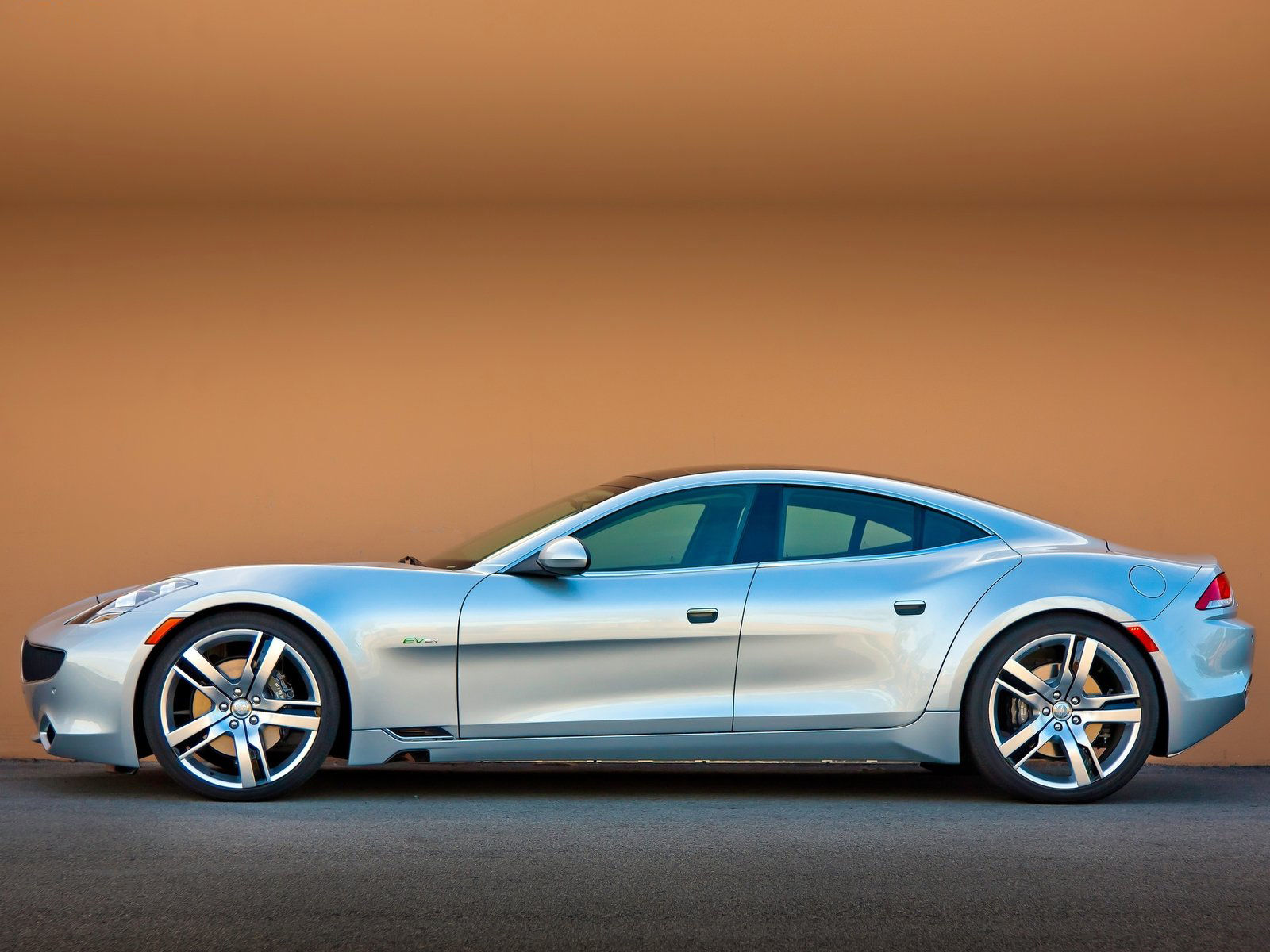 Wallpaper #nWghFpMBSpphPi3-HQpj352 Car News Car Pictures 2012 Fisker Karma
