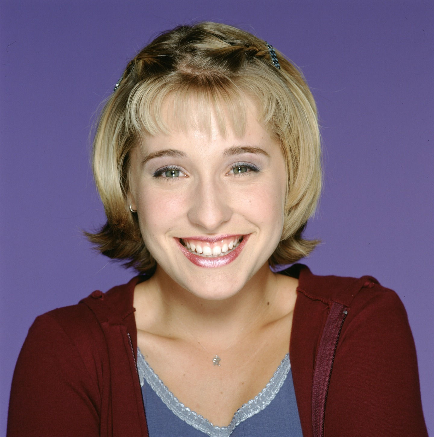 Wallpaper #JWen7ZIBSpphPi3-n1mk397 Allison Mack Photos TV Series Posters and Cast