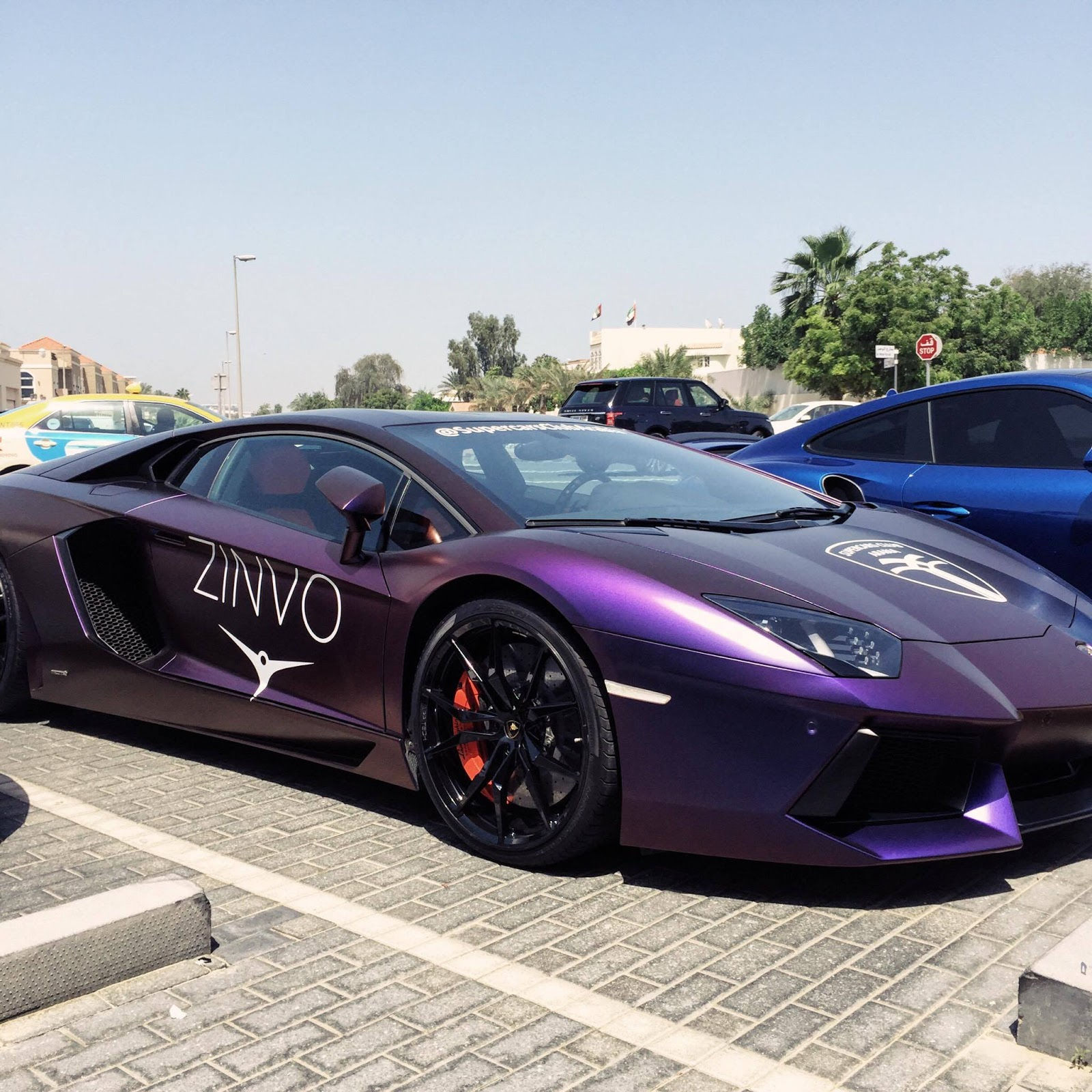 Wallpaper #2xm-Do8BtGB6xQ78nVoz26 Dubai Desert Blogger Crazy Supercars Line Up in Dubai
