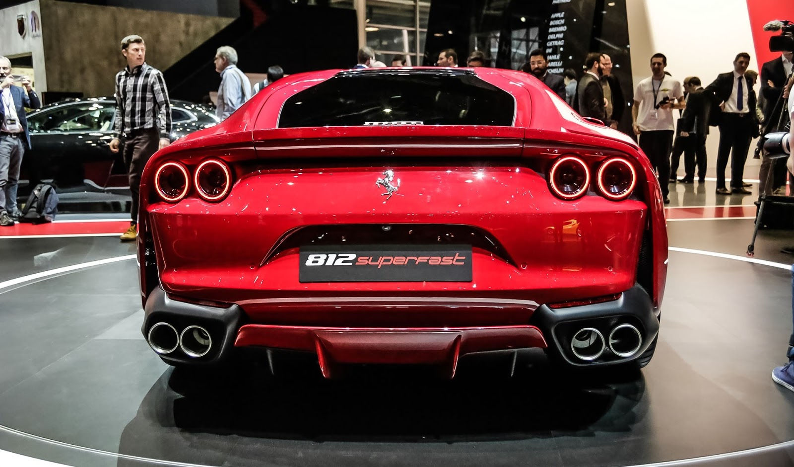 Wallpaper #ne_CTJMBMN-XEVvVxD6D418 Ferrari 812 Superfast Mainan Baru Orang Kaya Siap Masuk Indonesia