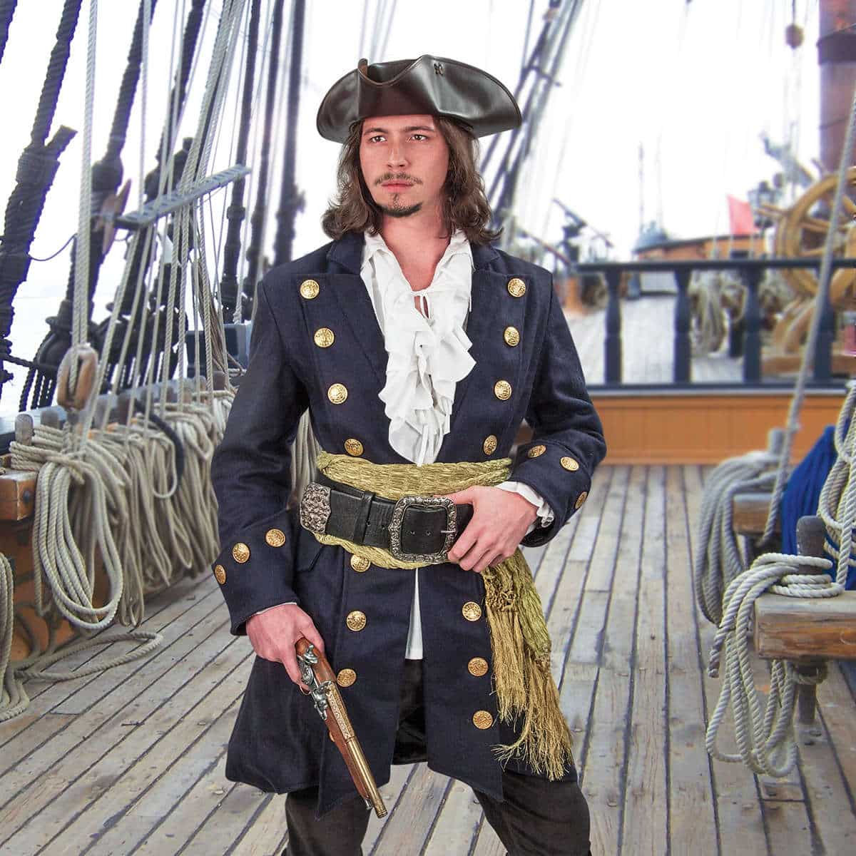 Wallpaper #eGc_9ZIBSpphPi3-s36N234 Authentic Pirate Captain Coat