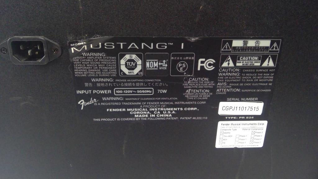 Wallpaper #Ybk13pIBJvJKYCmEbwR495 Fender Mustang 1 Amp Property Room