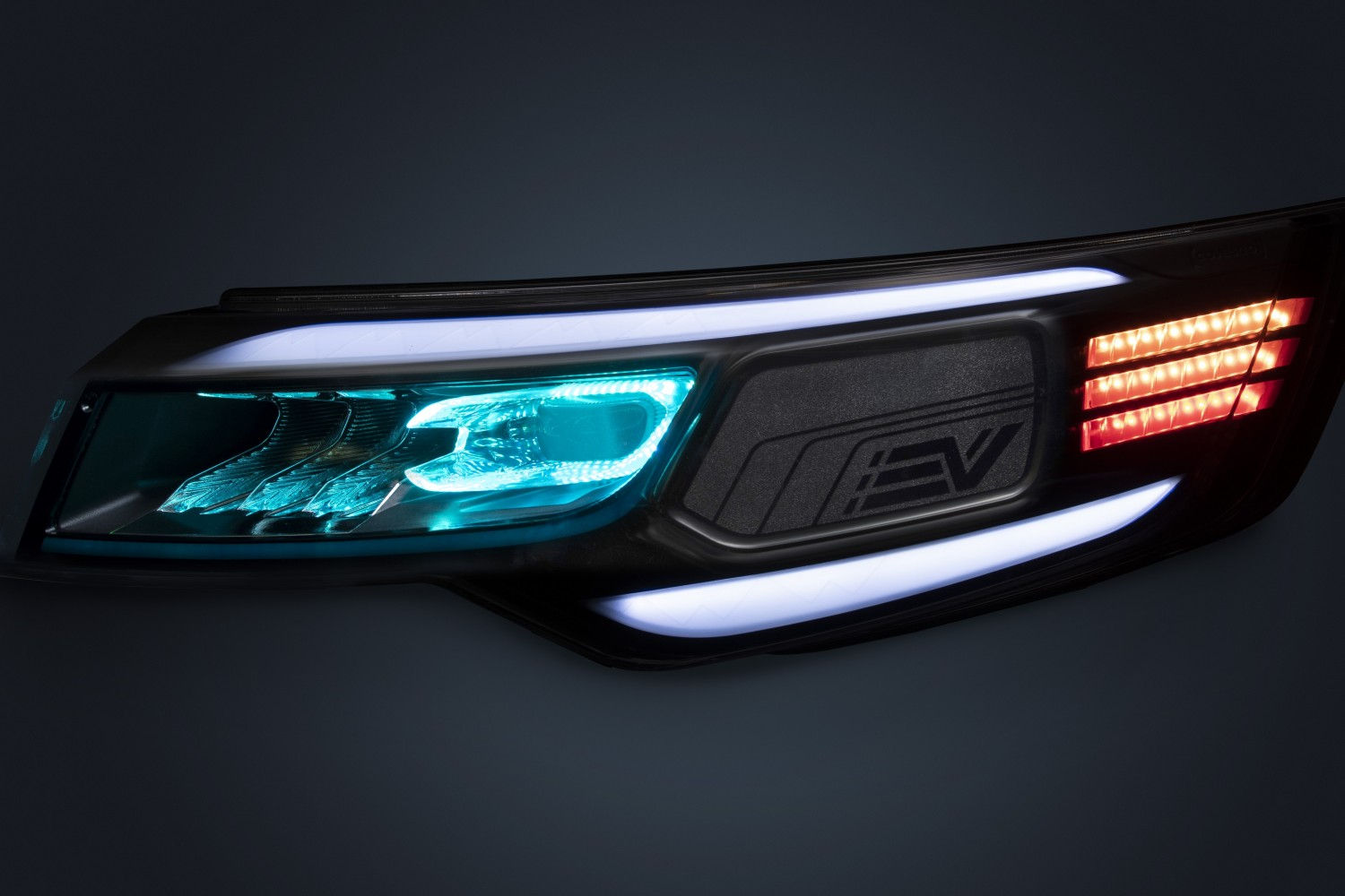Wallpaper #m4v8dJcBcm9NJah-eXbS54 Headlight Concept Using Only One Plastic Material