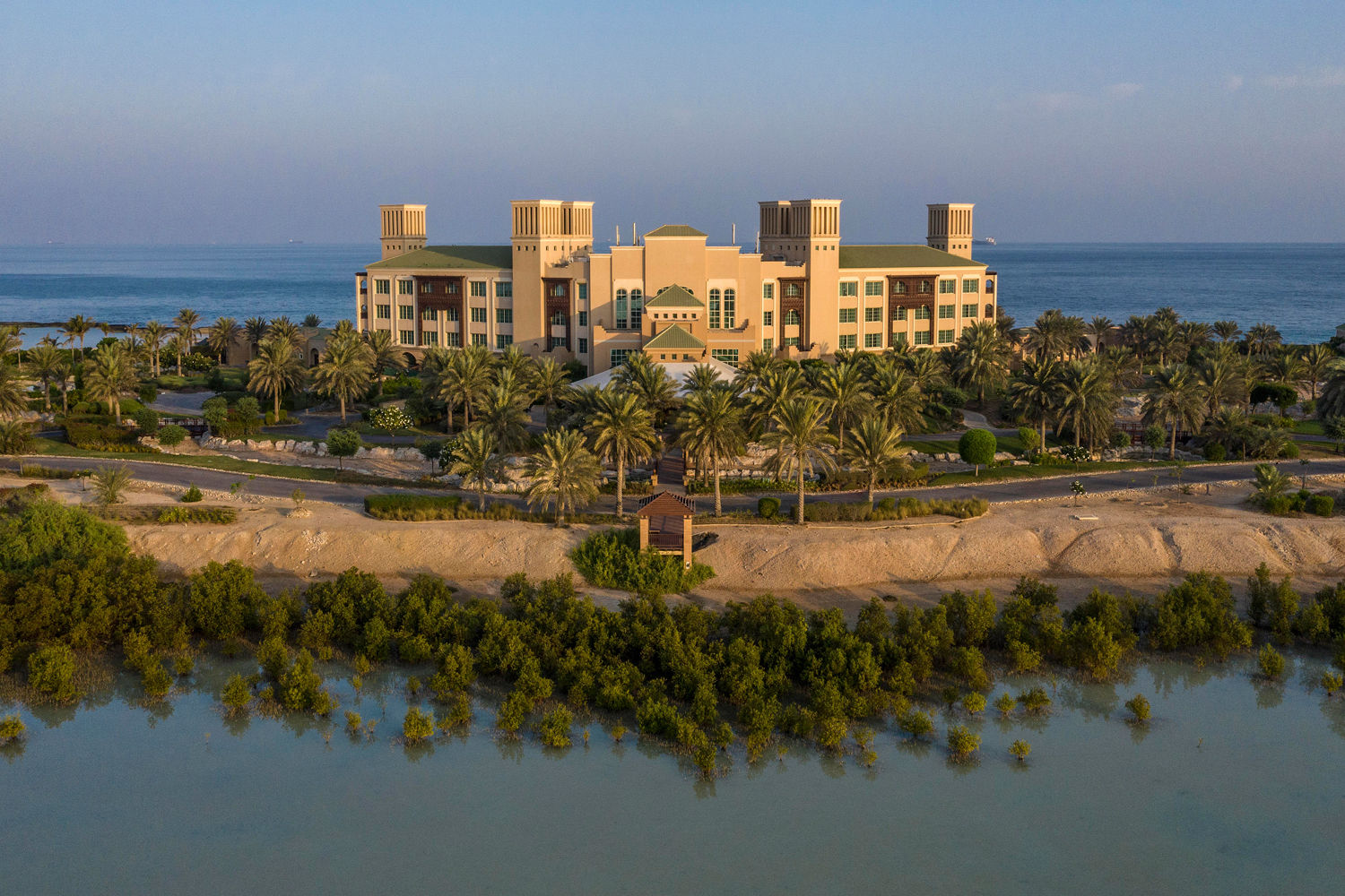 Wallpaper #2Ljf2pIBJvJKYCmEivPh146 Anantara Sir Bani Yas Islands Resorts in Abu Dhabi to Reopen on