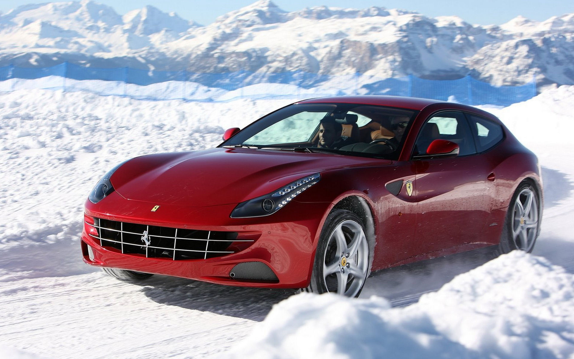Wallpaper #zUWmkI4B7YBJg1BVB50b7 Red Ferrari Ff Wallpapers and Images Wallpapers Pictures Photos