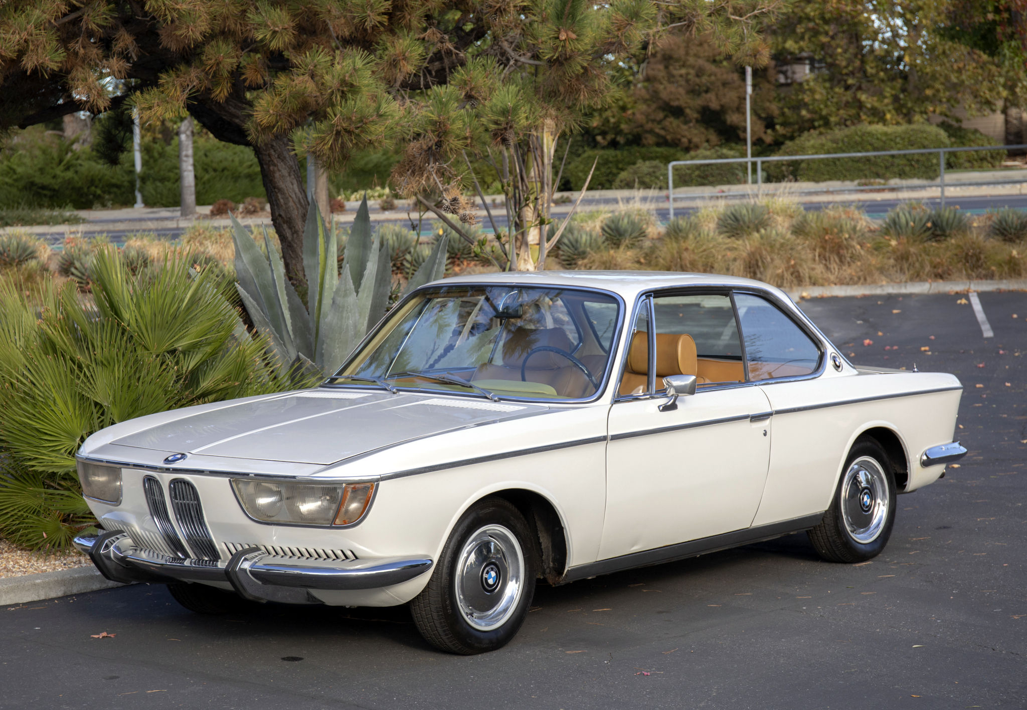 Wallpaper #xBnOBo8BtGB6xQ78IVQd34 1967 BMW 2000 Cs Coupe Dusty Cars
