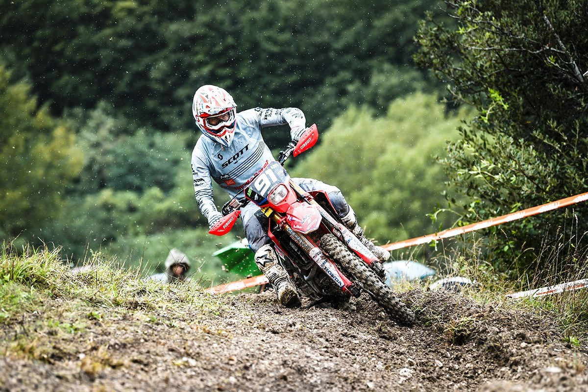 Wallpaper #XmdO75IBSpphPi3-E2Ft256 Outstanding Double Win for Honda Racing Redmoto World Enduro Team with