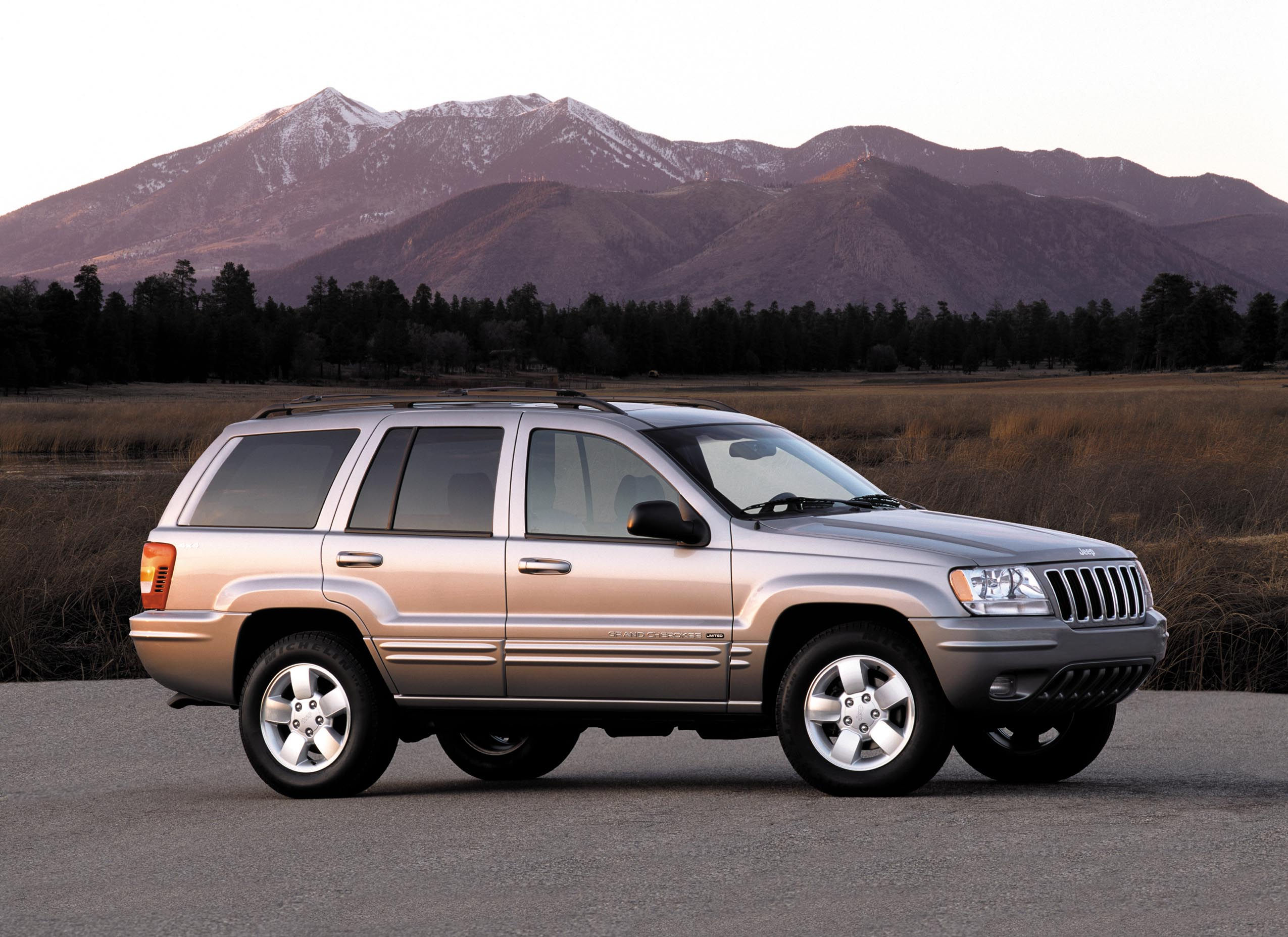 Wallpaper #rhntO48BtGB6xQ788rI840 Jeep Grand Cherokee Limitedpicture 12 Reviews News Specs Buy Car