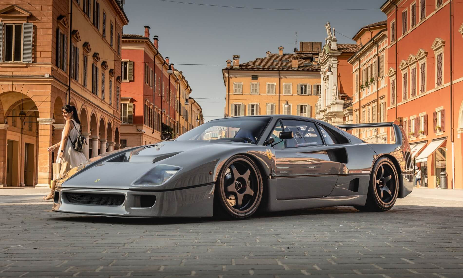 Wallpaper #U3Tzwo4B_8f4nGFavG-Q50 One Off Road Going Ferrari F40 Competizione for Sale Double Apex