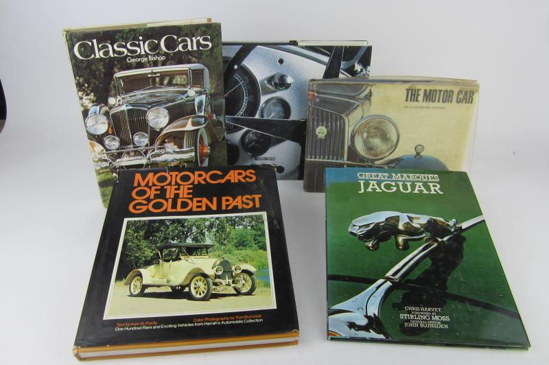 Wallpaper #b325b The Classic Car Book by Dk Penguin Books Australia