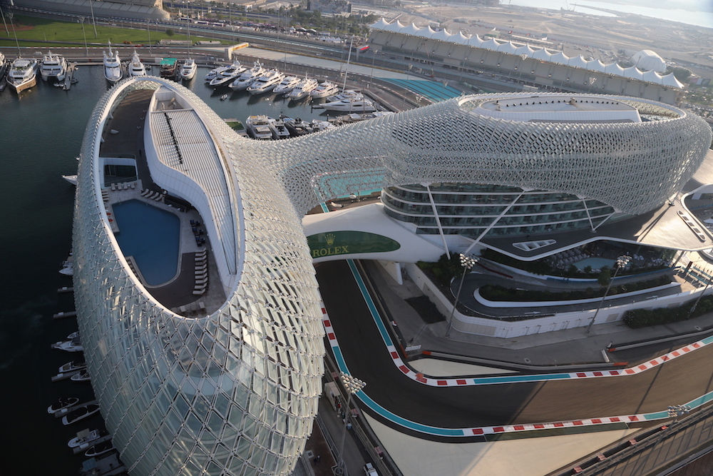 Wallpaper #6bl-3ZIBJvJKYCmErABD50 Yas Marina the Most Expensive F1 Circuit Ever Built