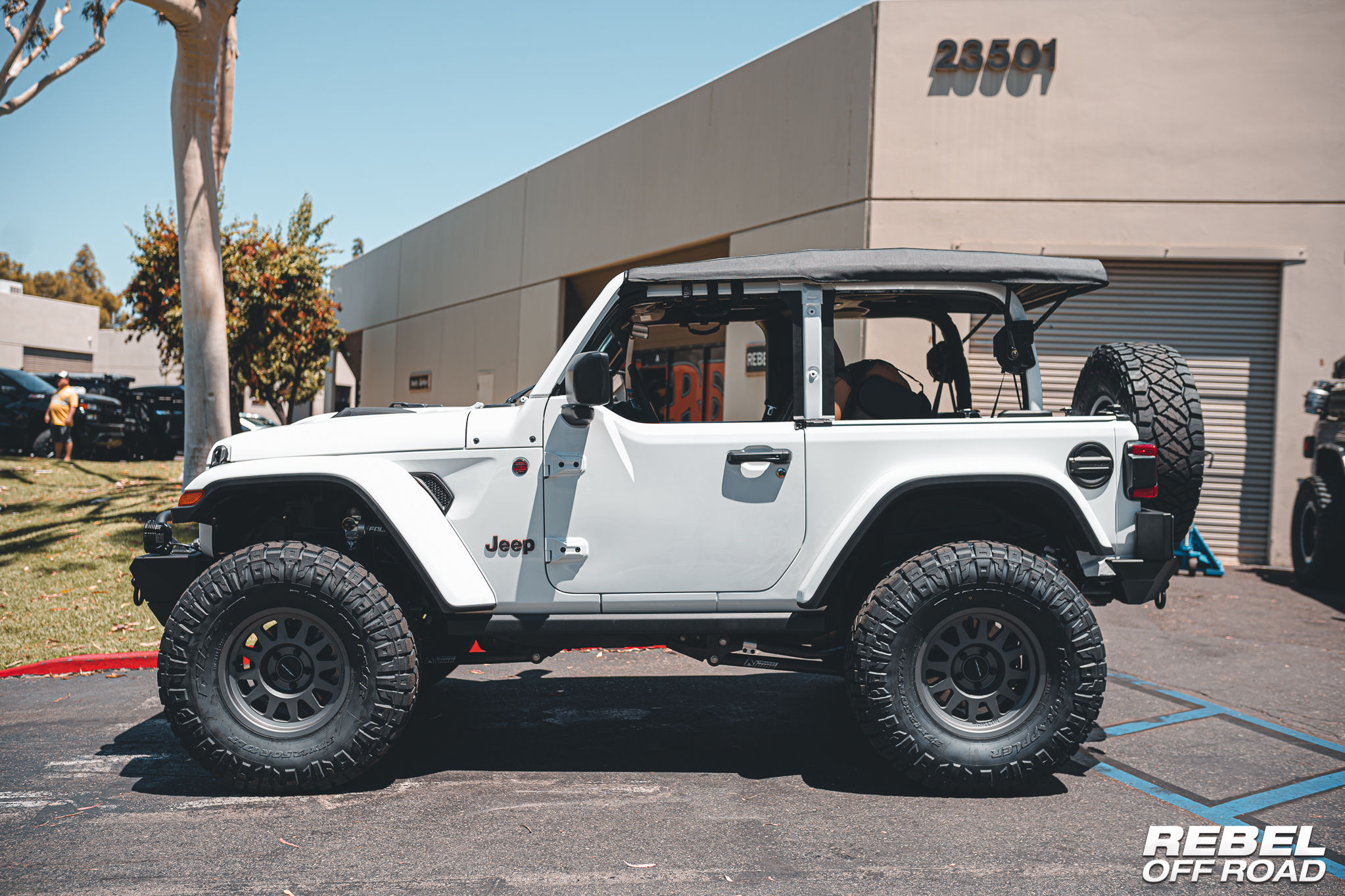 Wallpaper #BgCq7I4BSdW8dNouZBU946 Jeep Wrangler Jl Rubicon 2 Door with Soft Top and Half Doors Rebel