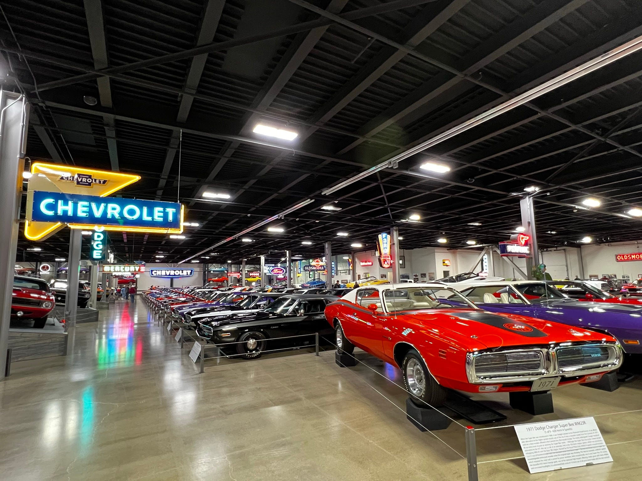 Wallpaper #2RnGN48BtGB6xQ78y6Zt55 Brothers Collection Inside Salems World Class Muscle Car Museum