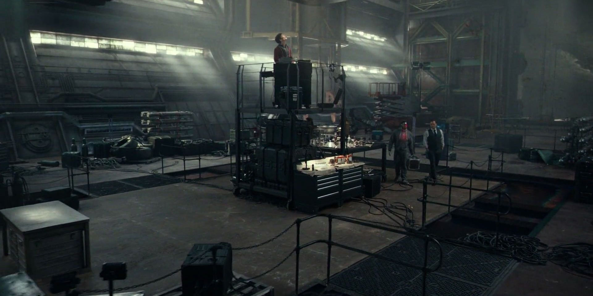 Wallpaper #3GicIZMBSpphPi3-nTDR32 Batman V Superman 10 Things About the Batcave You Missed