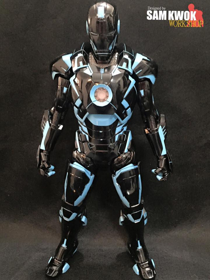 Wallpaper #-bkg3pIBJvJKYCmEzgMB232 Tron Style Custom Made Iron Man Action Figure Geektyrant