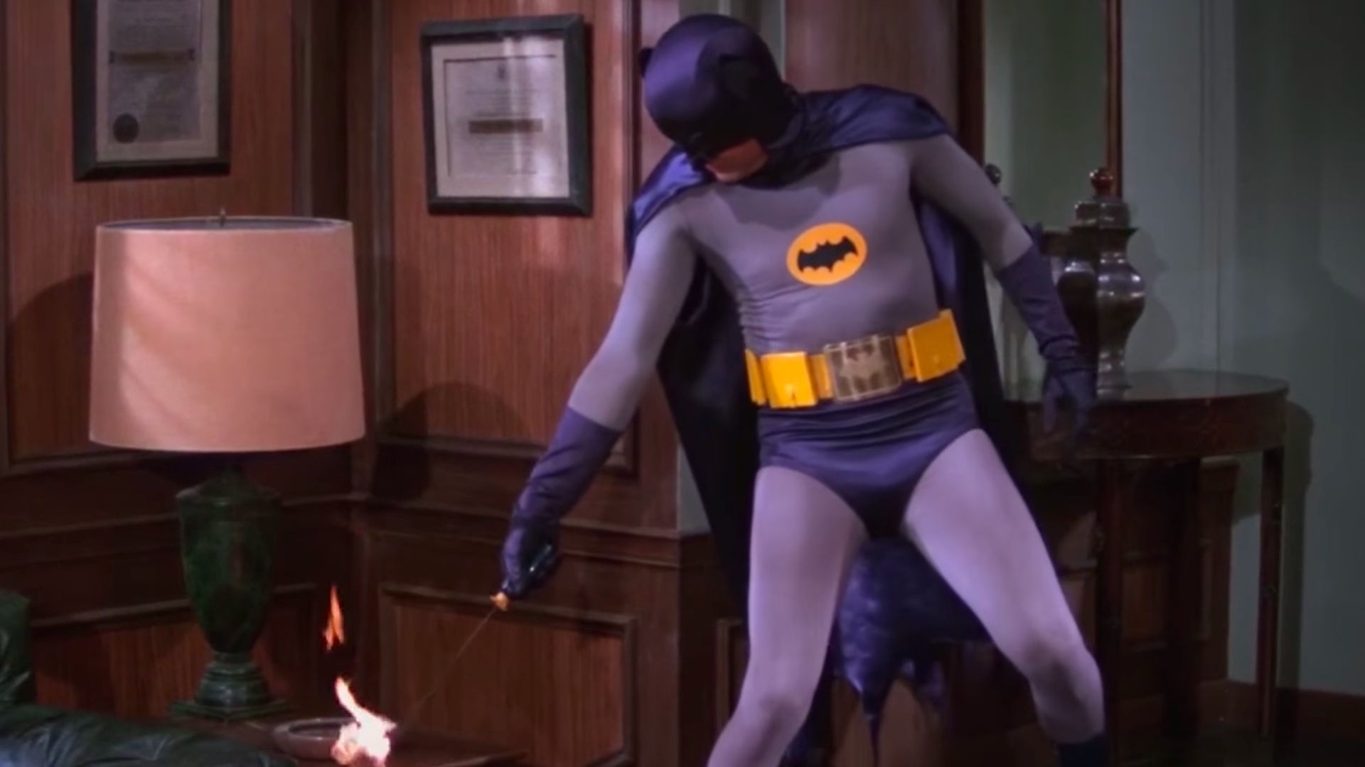 Wallpaper #snPfh44BFI5NbQksXiFT50 Infographic the History of Batmans Utility Belt Geektyrant