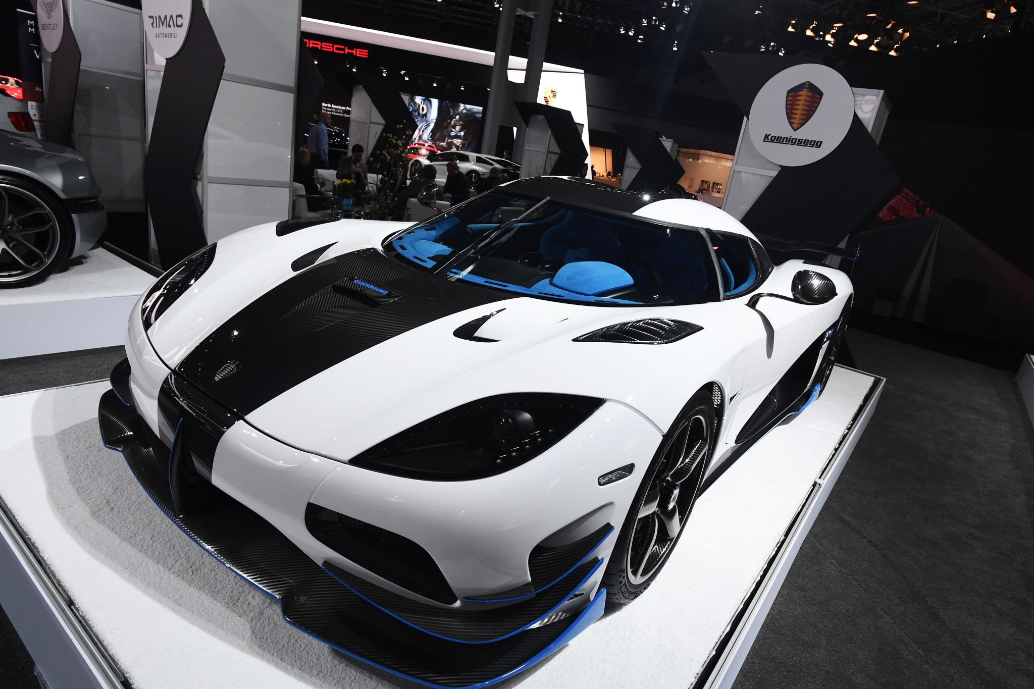 Wallpaper #rwAn7I4BSdW8dNouJhNs45 The Coolest Sports Cars Trucks from the New York International Auto