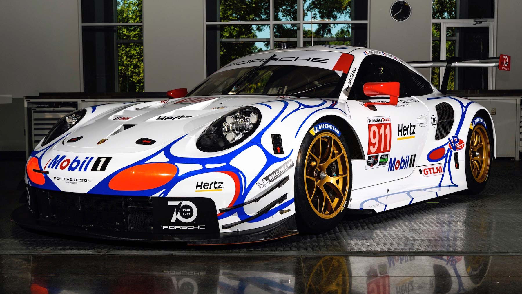 Wallpaper #IxmzMo8BtGB6xQ78CJiR32 Porsche Revives the 90s with Another Retro Racing Livery for 911 Rsr