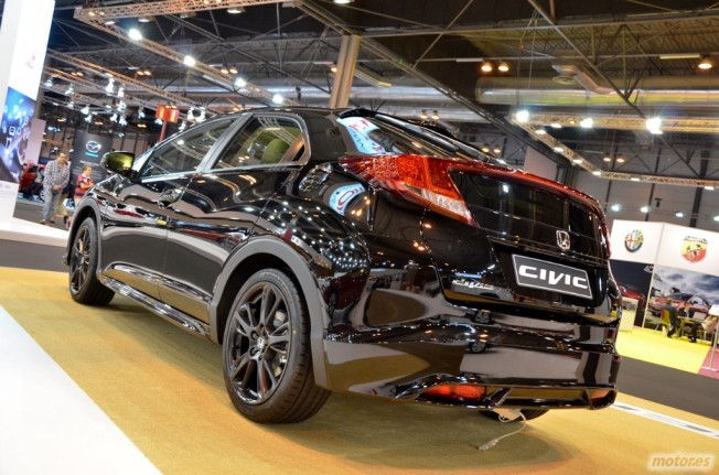 Wallpaper #8ZyH4ZIBZHQxiYariLvV77 Honda Civic Black Edition Precio Y Equipamiento Para Espana Motores