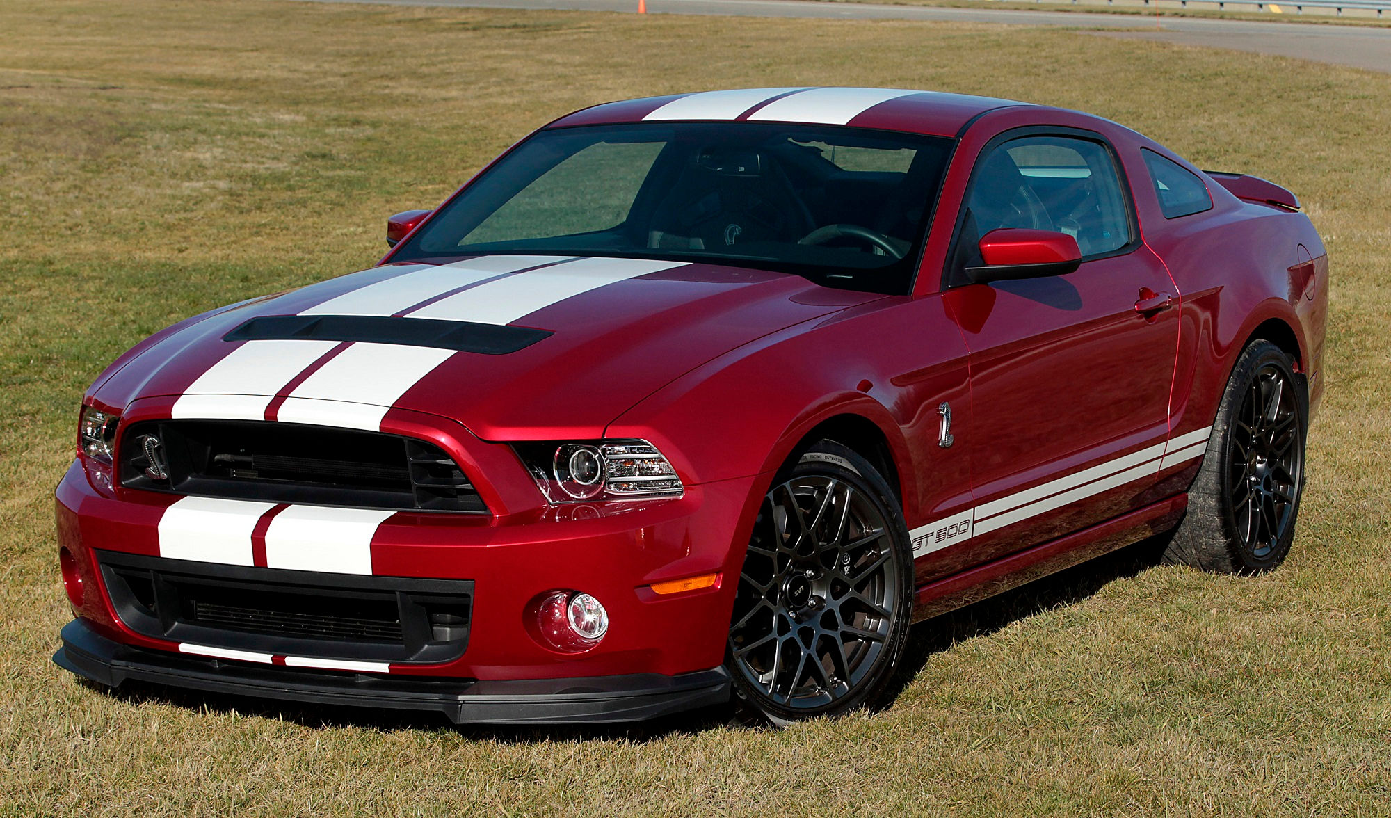 Wallpaper #OBf7PpMBPLD5_VEN6uG14 Can the 2015 Dodge Hellcat Out Muscle the 2013 Ford Mustang Gt500