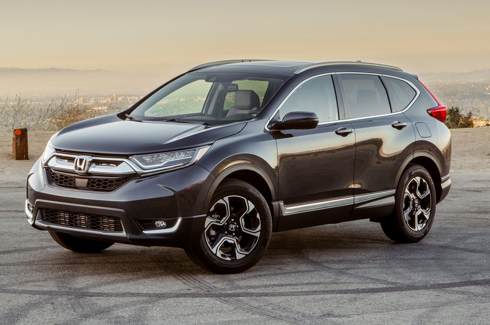 Wallpaper #PWeq7pIBSpphPi3-8V6p76 Honda Cr V Fwd or Awd