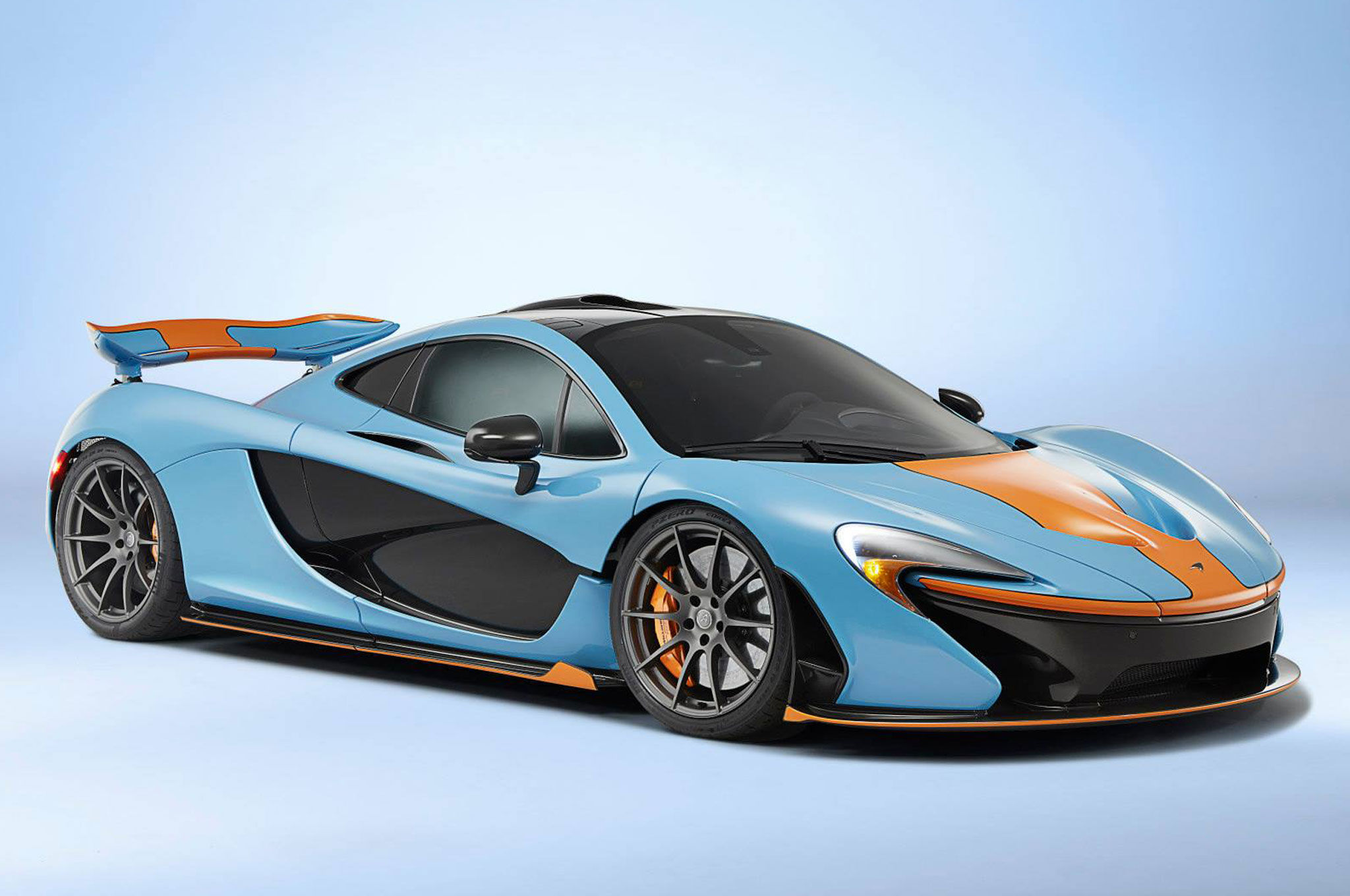 Wallpaper #6vQWOpMBKFX8bn3rLHev97 Mclaren Special Operations Paints P1 in Gulf Colors