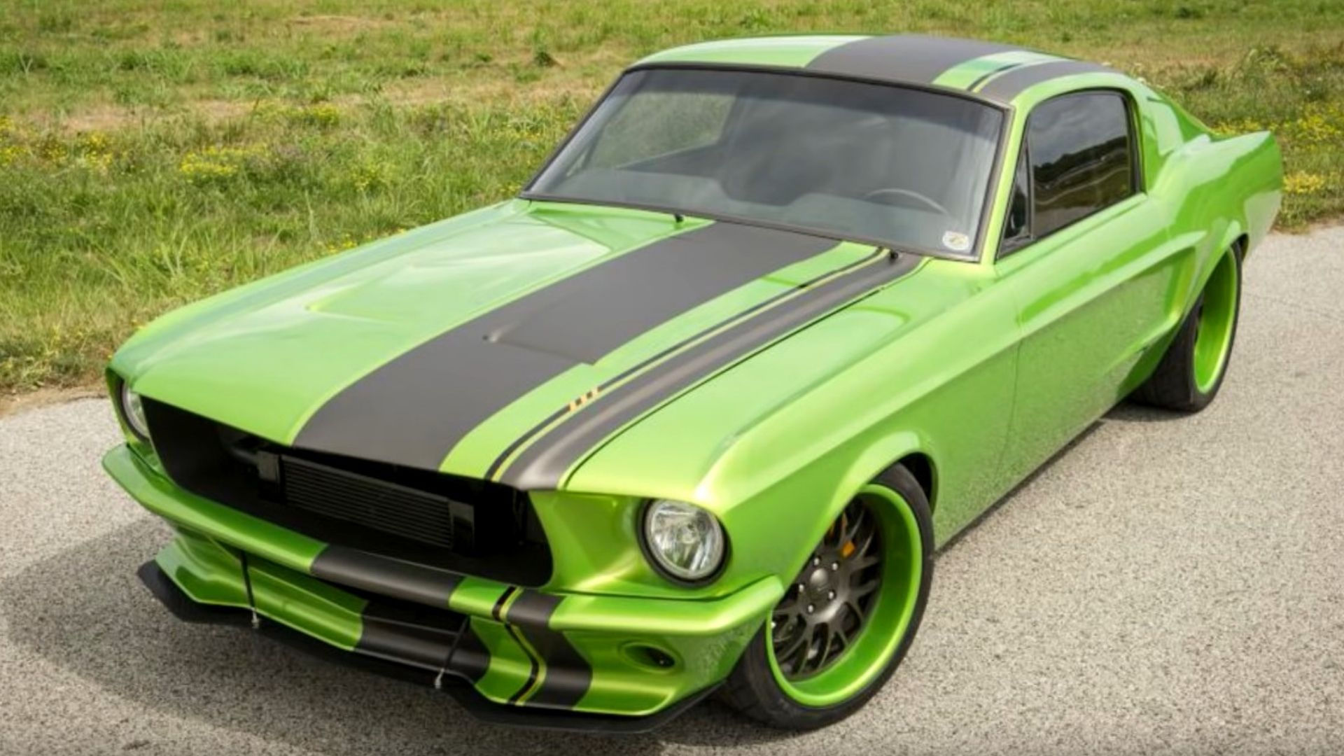 Wallpaper #GEC3L5MBJhL2WPbab77t177 Restomod 1967 Ford Mustang is Drop Dead Gorgeous