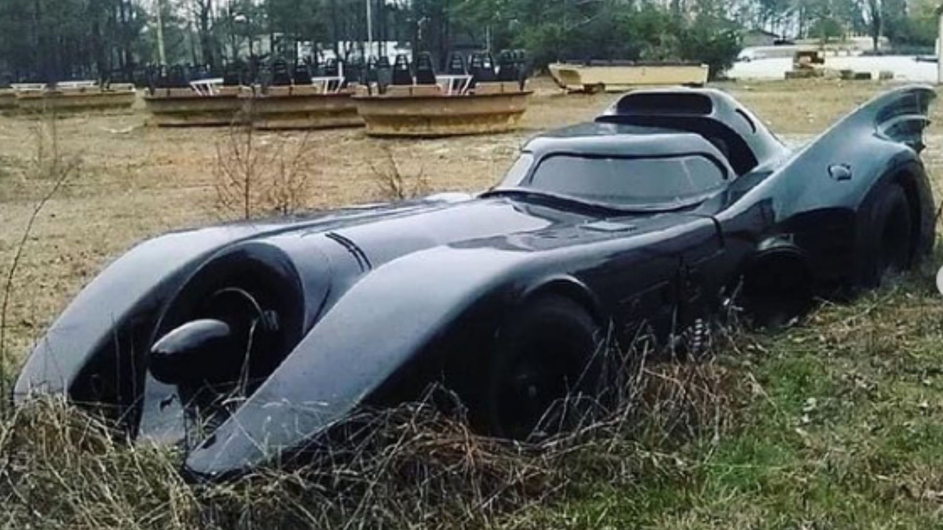 Wallpaper #zZy74pIBZHQxiYarKsFY45 Batmobile Mysteriously Found Abandoned in a Field