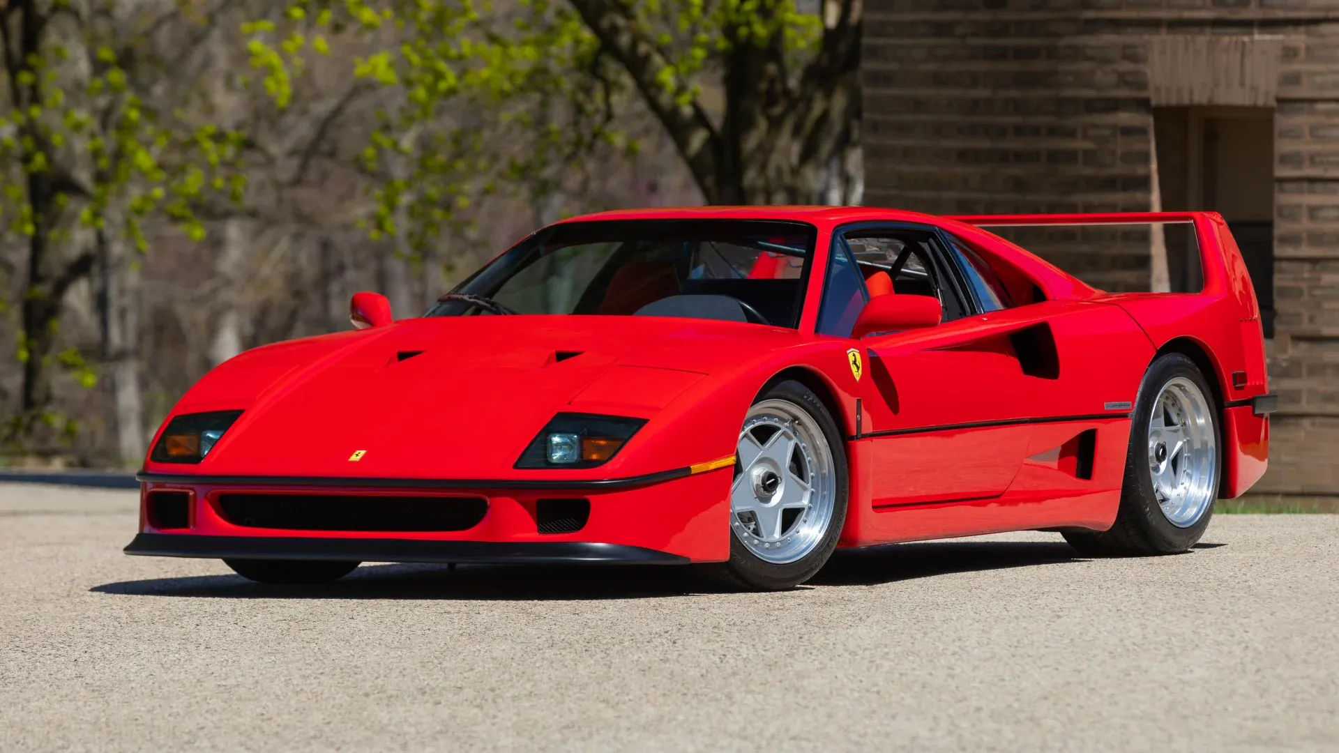 Wallpaper #HUBYMZMBJhL2WPbaesZW220 Stunning Ferrari F40 is Selling at Mecums Monterey Auction