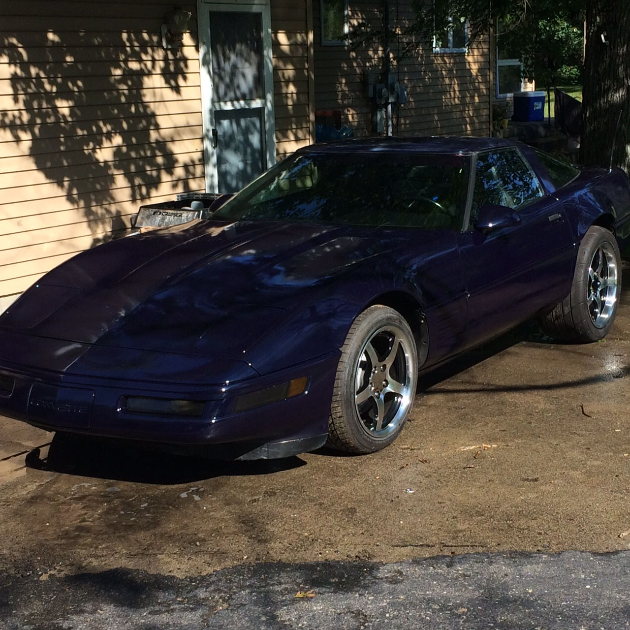 Wallpaper #q2dJDJMBSpphPi3-fd2b11 Michigan Very Built C4 Wide Body Corvette for Trade Third Generation