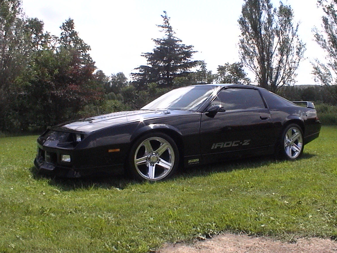 Wallpaper #jTUHk5cBk_lpvpaliJVd158 Black Iroc Z on 18chrome Iroc Wheels Third Generation F Body Message