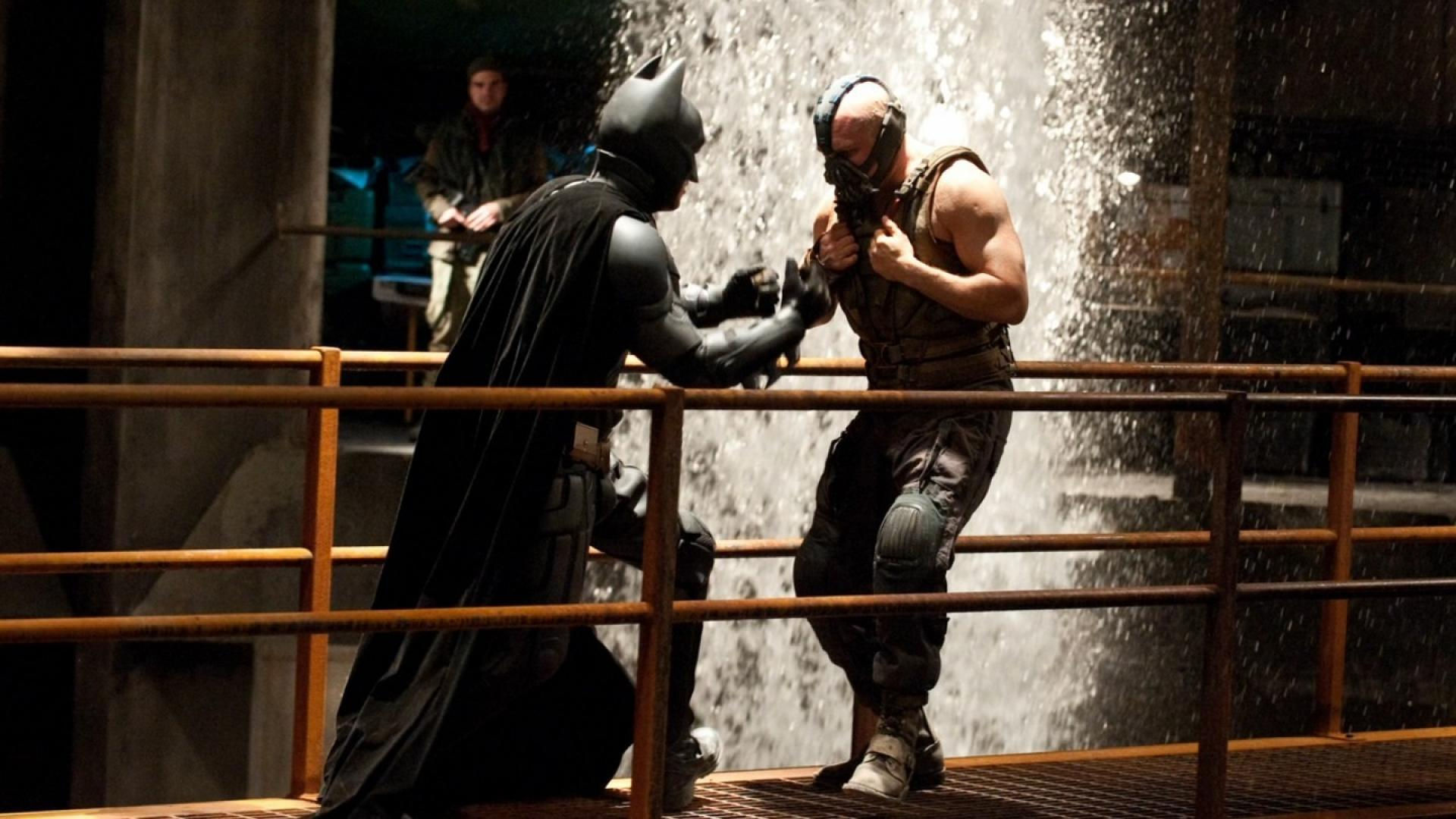 Wallpaper #pxmLH48BtGB6xQ78q3st14 Water Batman Fighting Bane the Dark Knight Rises Wallpaper 111064