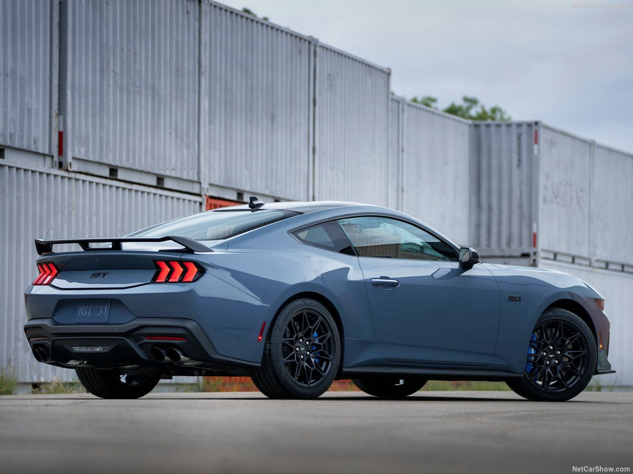 Wallpaper #4Rn0Mo8BtGB6xQ78YZjL3 These Are the 10 Most Reliable Sports Cars to Buy in 2022
