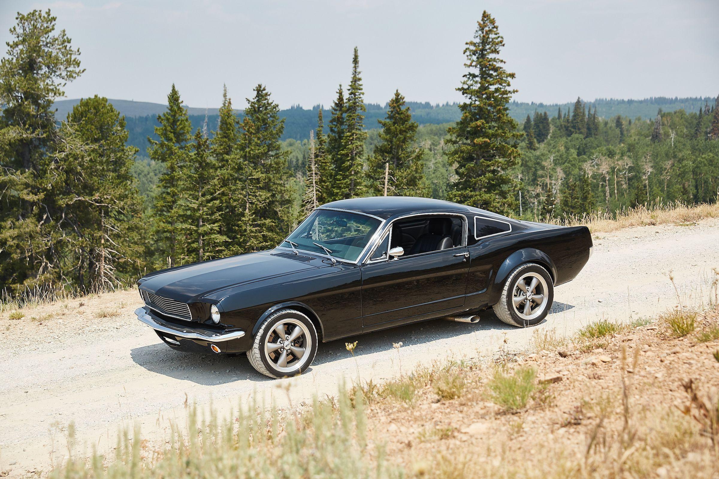 Wallpaper #23Q1yI4B_8f4nGFaknLu26 These Are the Most Iconic Muscle Car Design Features