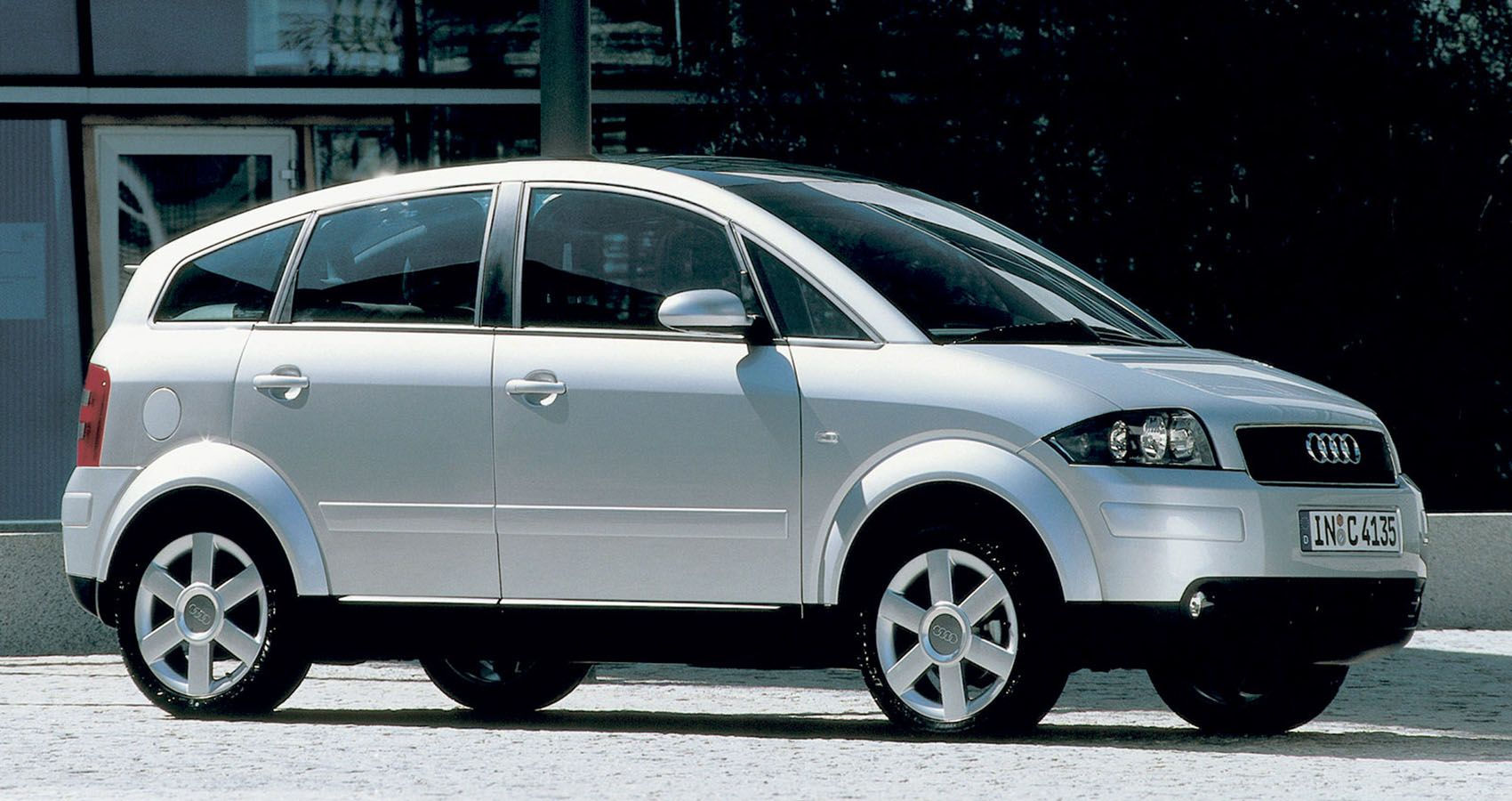 Wallpaper #jrjJ2ZIBJvJKYCmEM-5H82 Why Audi Wants You to Forget It Ever Built the A2 Compact Mpv
