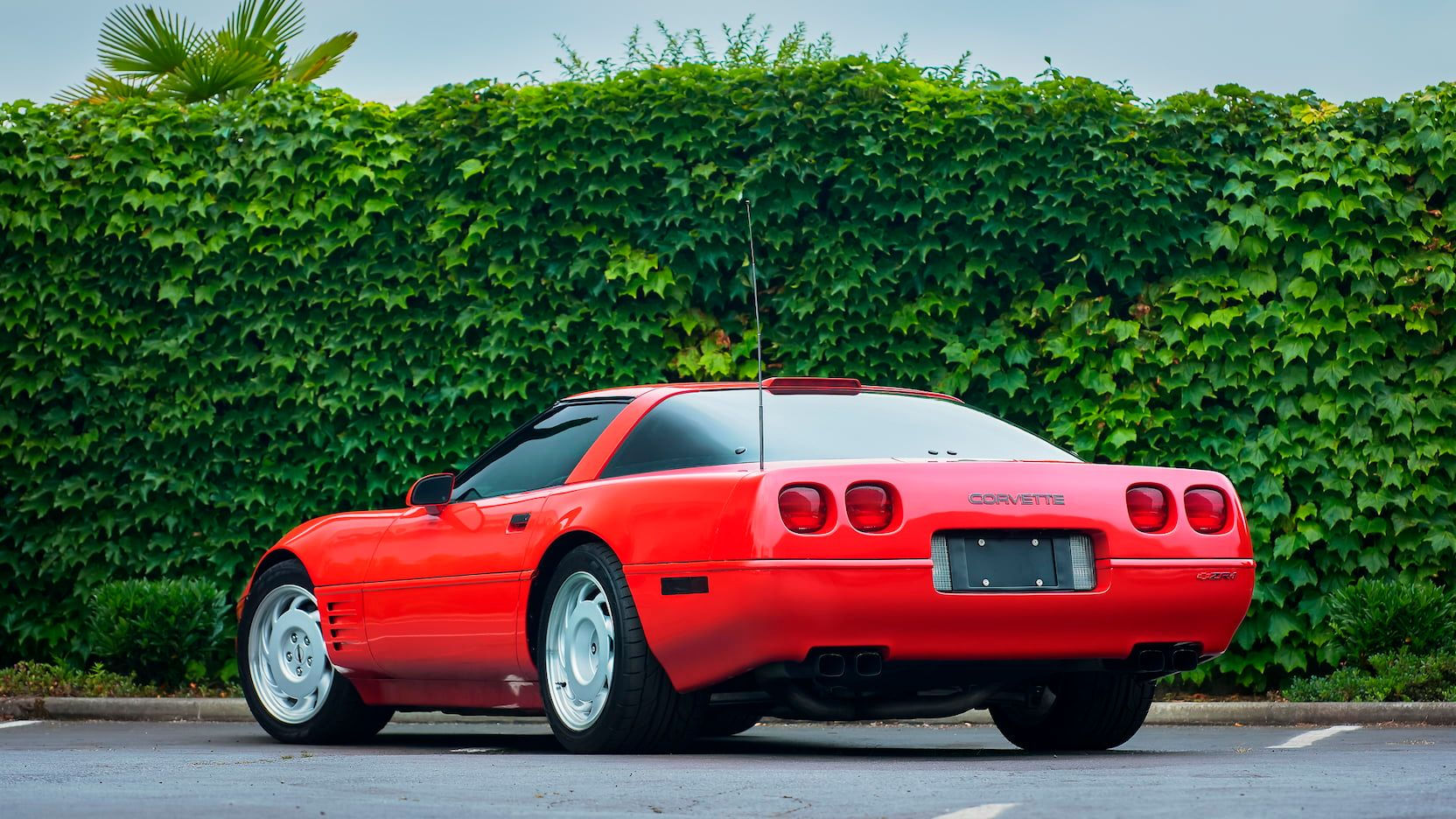 Wallpaper #q2dJDJMBSpphPi3-fd2b80 Why the Chevrolet C4 Corvette Zr 1 is Worth a Fortune Today