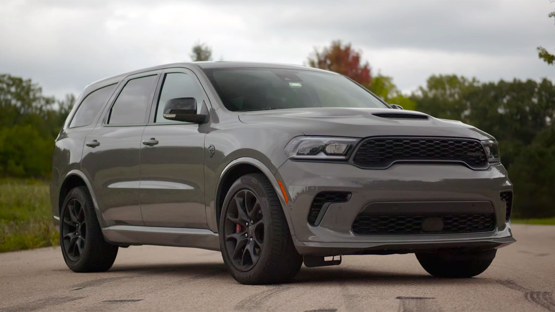 Wallpaper #omeU8JIBSpphPi3-CGf261 Why This Dodge Durango Hellcat is the Ultimate 3 Row SUV