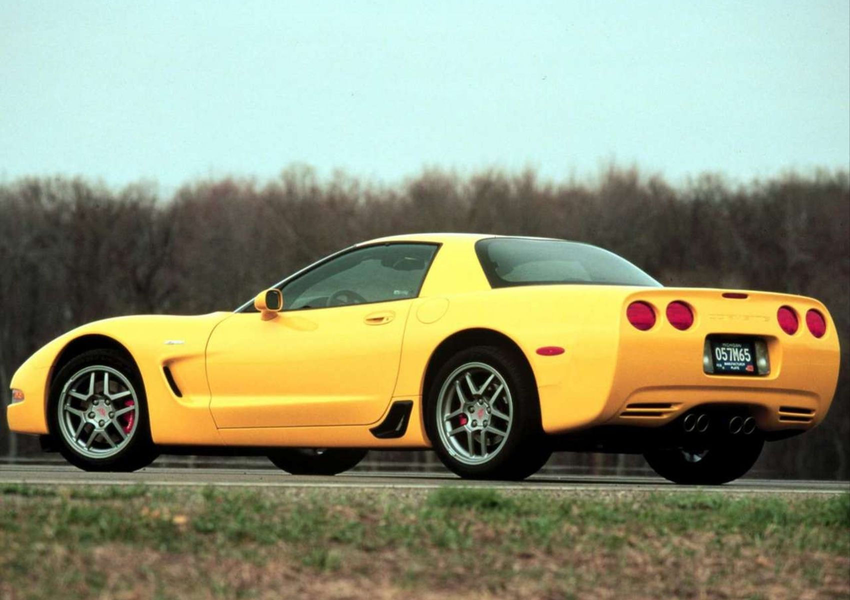 Wallpaper #52cXBZMBSpphPi3-zrrm372 Why You Should Buy a Chevrolet Corvette C5 Z06 Over the C8 Z06