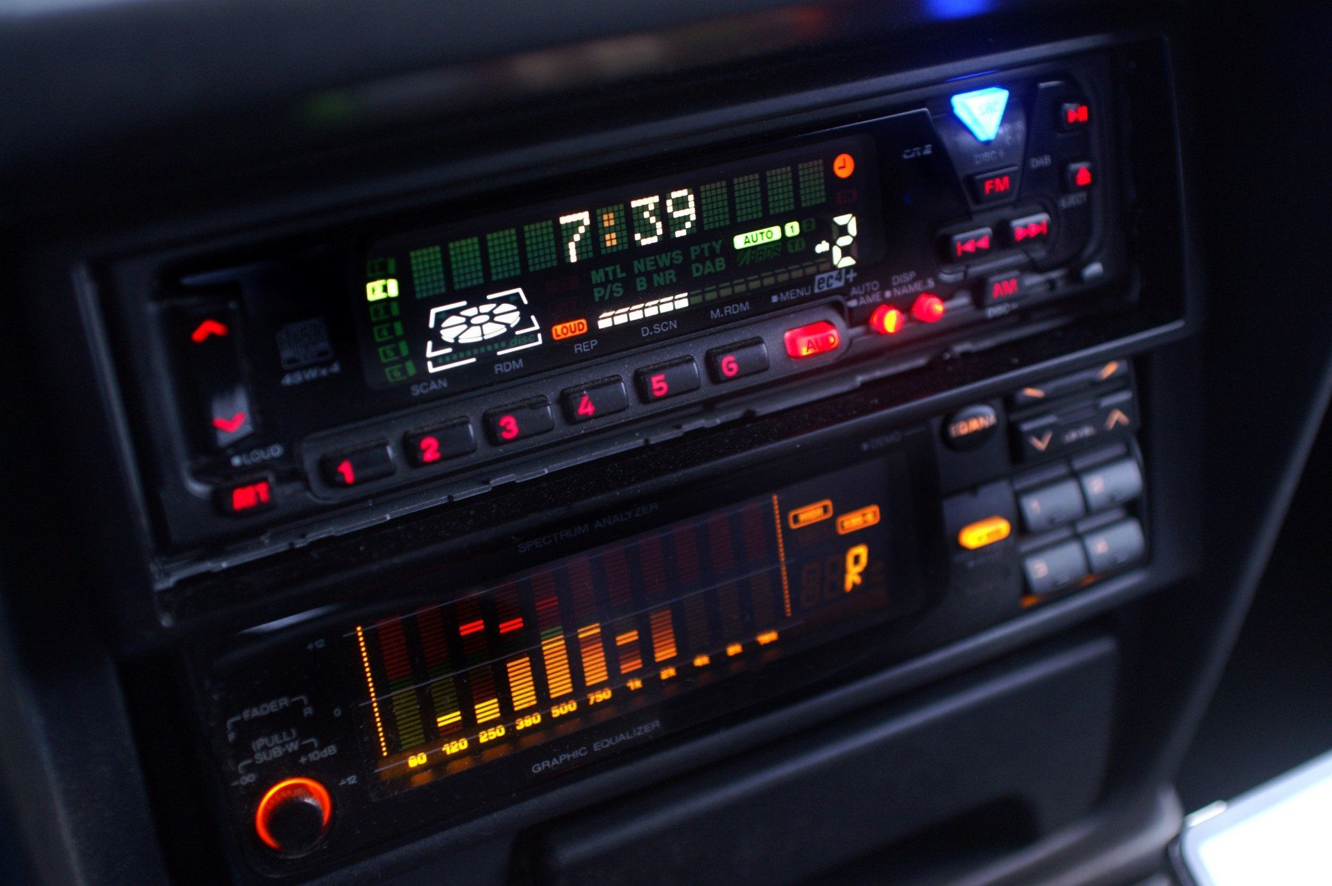 Wallpaper #i30n8Y4Bnwiau_P60Aic47 Car Stereos Speakers Subwoofers Amplifiers Systems Installations
