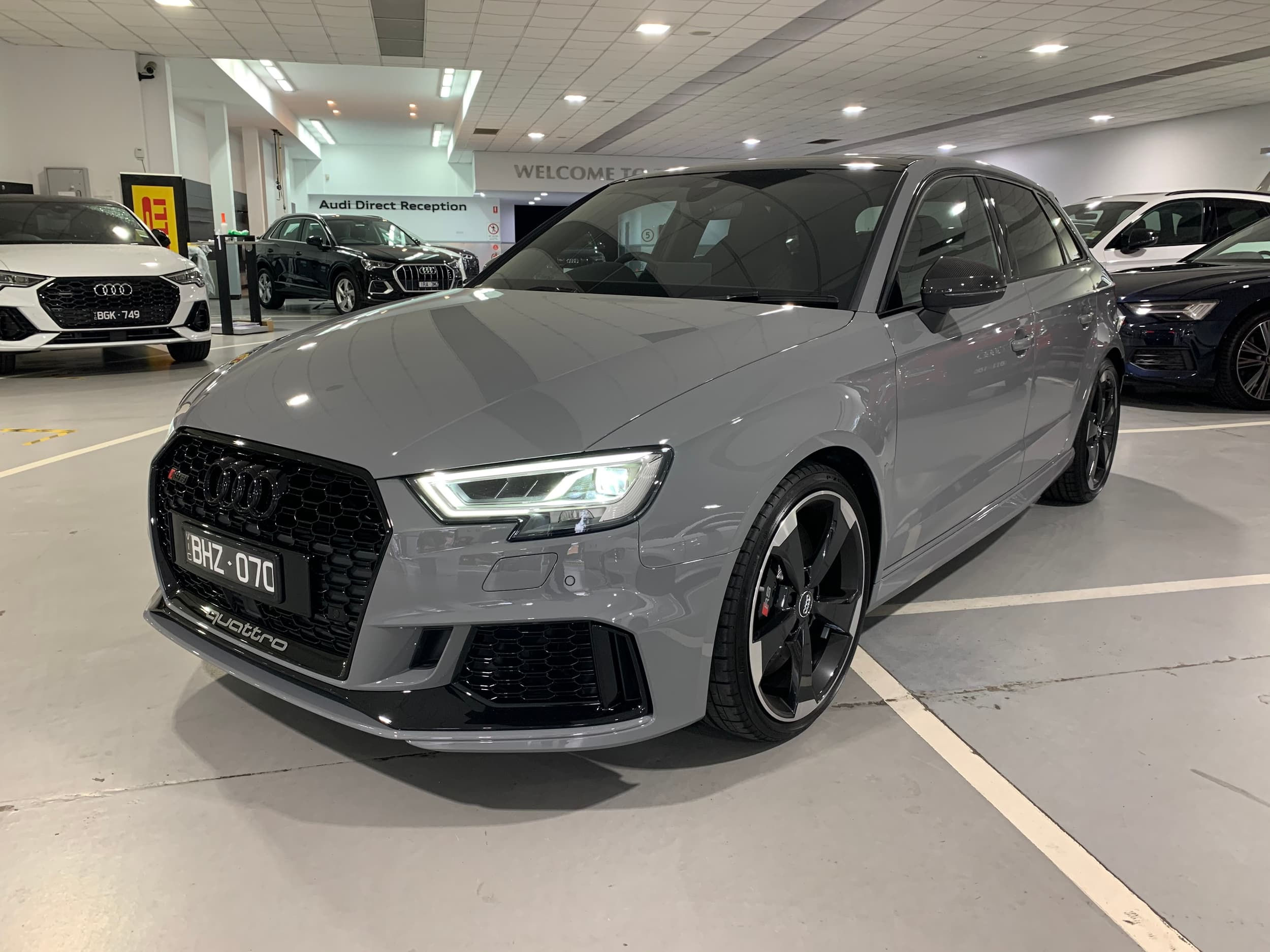 Wallpaper #B2gSIpMBSpphPi3-4DJ-287 2020 Audi Rs3 Carbon Edition Auto Quattro My20 Car Subscription