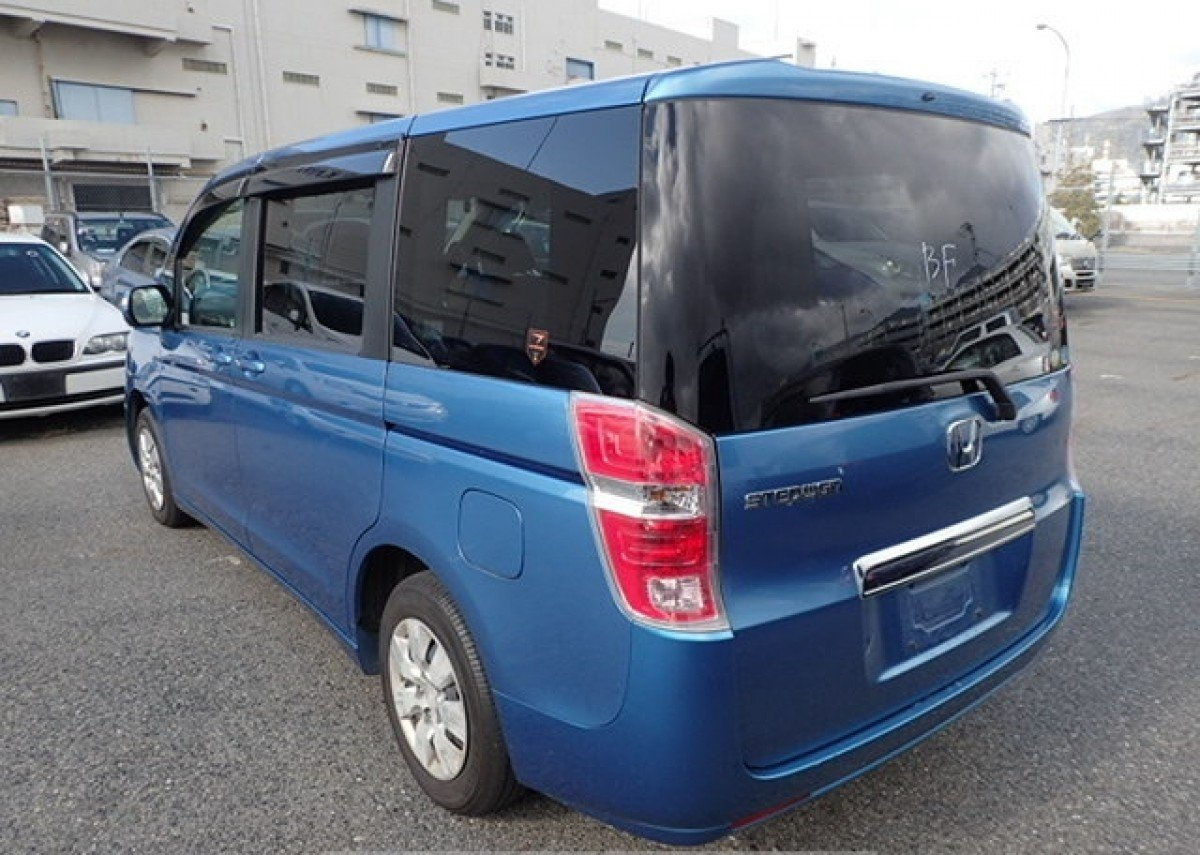 Wallpaper #R2eQ8pIBSpphPi3-X3GM168 2011 Honda Stepwagon Newly Imported for Sale Portmore