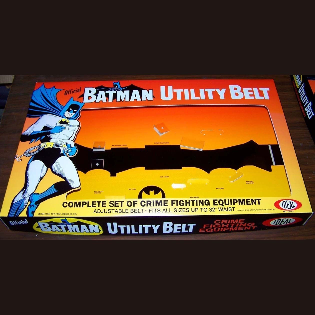 Wallpaper #UnfFJpMB-pgBXx60VaNl78 Q3 1966 Ideal Batman Utility Belt