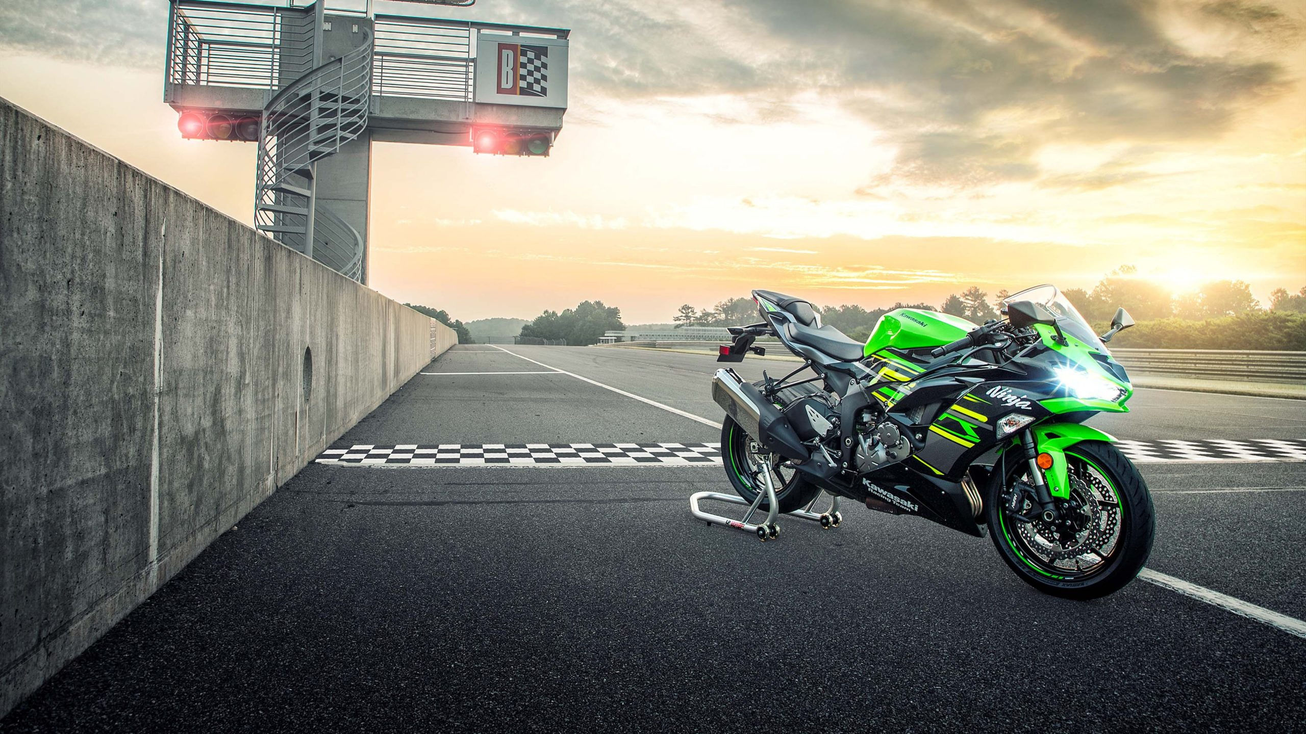 Wallpaper #3mjsFZMBSpphPi3-wAnL33 Kawasaki Motorcycle 4K Wallpapers Badasshelmetstore