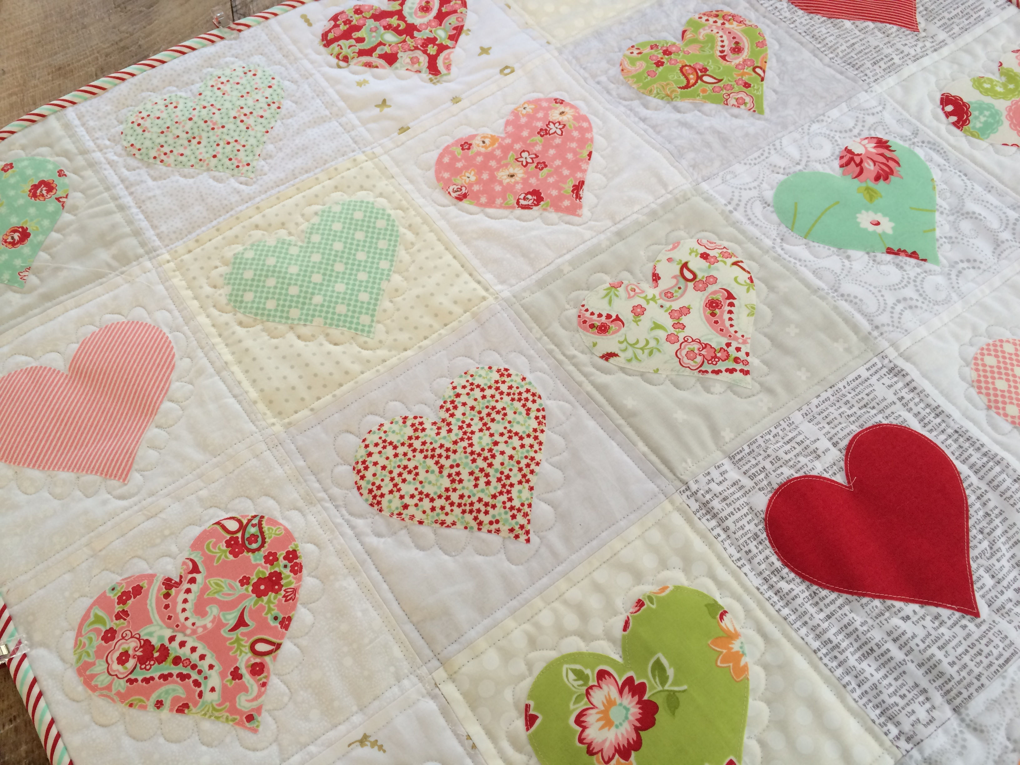 Wallpaper #12eRAJMBSpphPi3-GKYv48 Pictures of Heart Quilts at Jessica Camara Blog