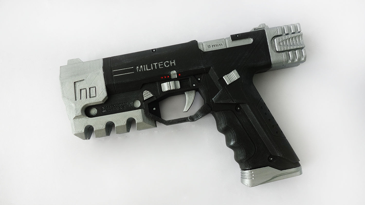 Wallpaper #Qmc2_5IBSpphPi3-FaJe303 Cyberpunk Pistol