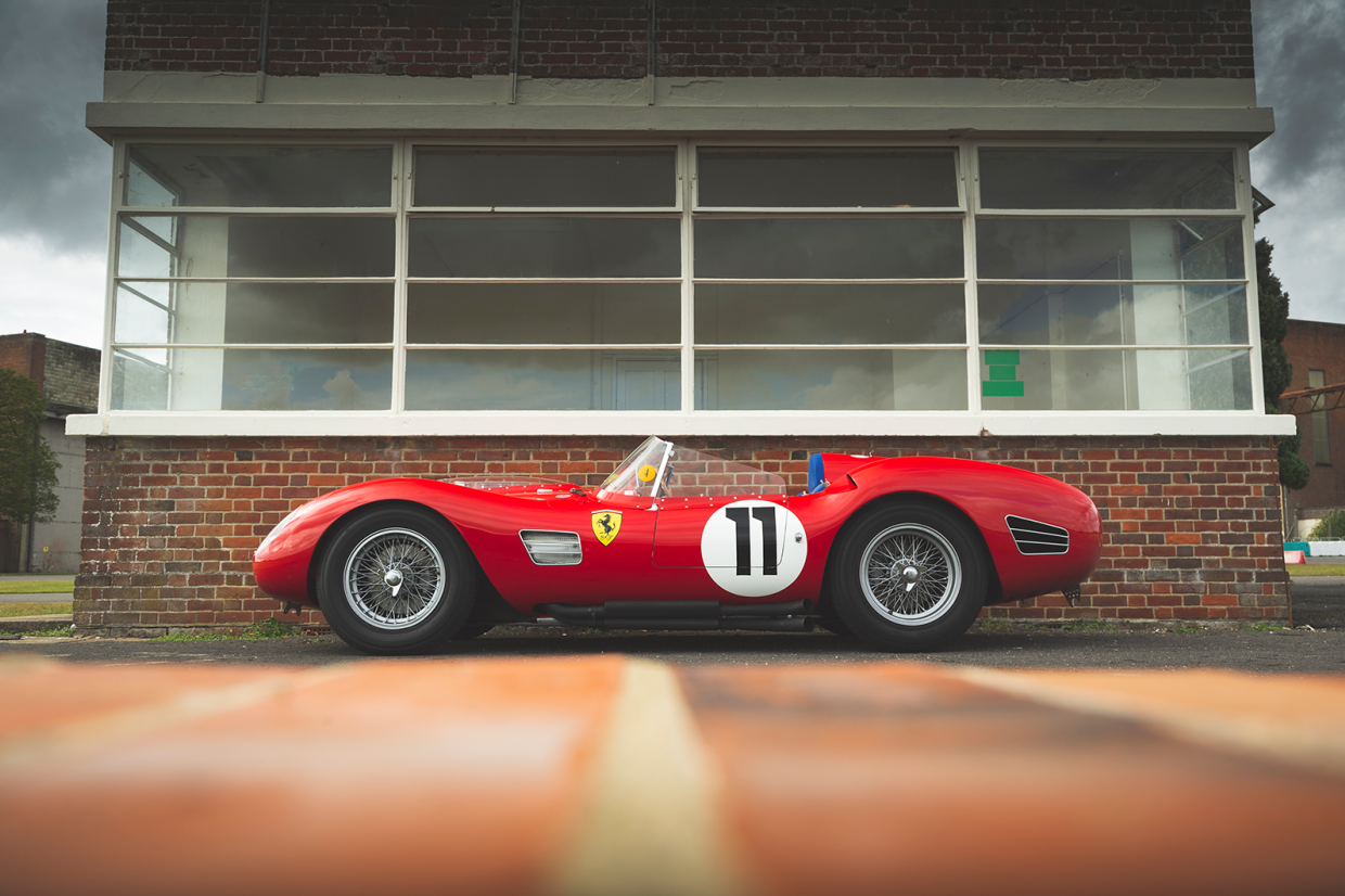 Wallpaper #hn2z844Bnwiau_P6PQ1r45 Ferrari 250 Testa Rossa Refined to Perfection Classic Sports Car